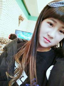 yy文静个人资料,才华横溢的年轻才女，多才多艺的人生探索者